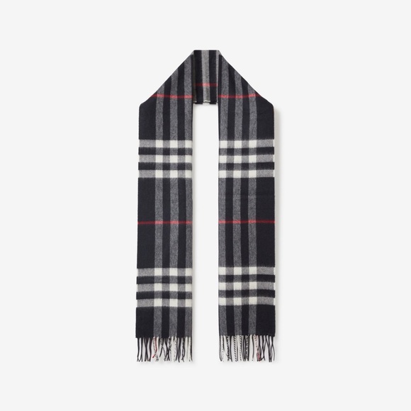 NWT Burberry Check Cashmere Scarf - Picture 5 of 10